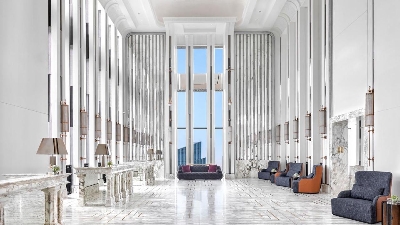 The Langham, 5*